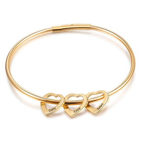 Bracelete de Corações Personalizados com Nomes